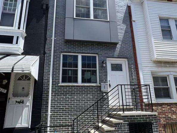 2611 S Marshall Street, Philadelphia PA 19148