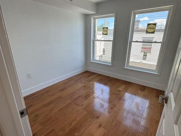 2611 S Marshall Street, Philadelphia PA 19148