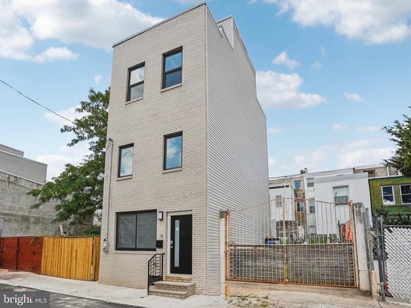 2225-2227 N Waterloo Street, Philadelphia PA 19133
