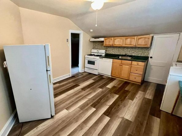 7706 Watson Street, Philadelphia PA 19111
