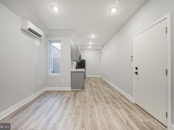 1156 S 52nd Street, Philadelphia PA 19143