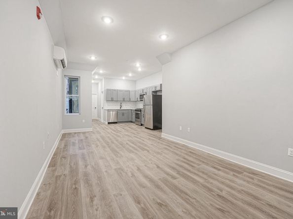 1156 S 52nd Street, Philadelphia PA 19143