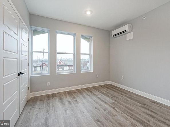 1156 S 52nd Street, Philadelphia PA 19143