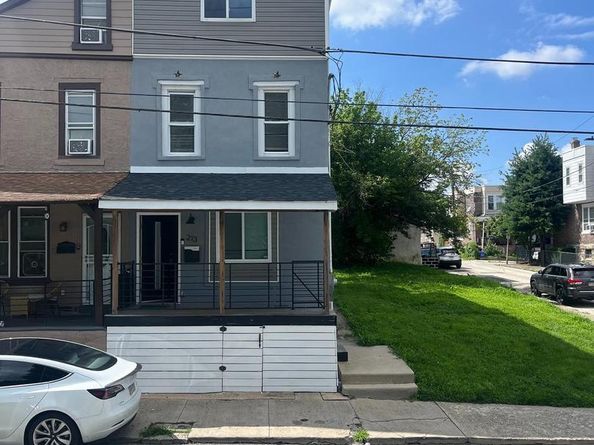 213 E Phil Ellena Street, Philadelphia PA 19119