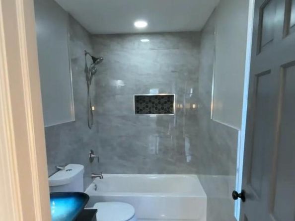 213 E Phil Ellena Street, Philadelphia PA 19119