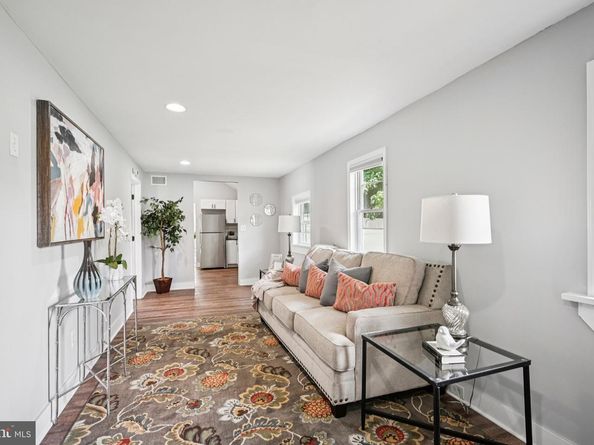 608 Milmont Avenue, Folsom PA 19033
