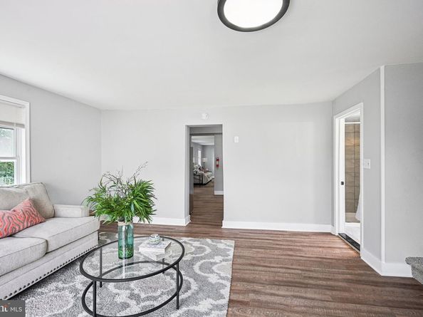 608 Milmont Avenue, Folsom PA 19033