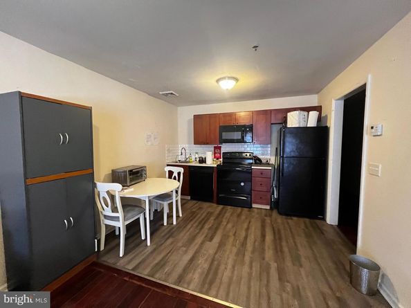 1923 N 18TH Street, Philadelphia PA 19121