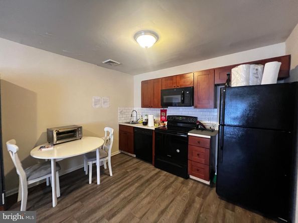 1923 N 18TH Street, Philadelphia PA 19121