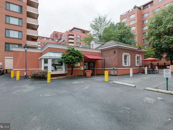 1021 Arlington Boulevard 647, Arlington VA 22209
