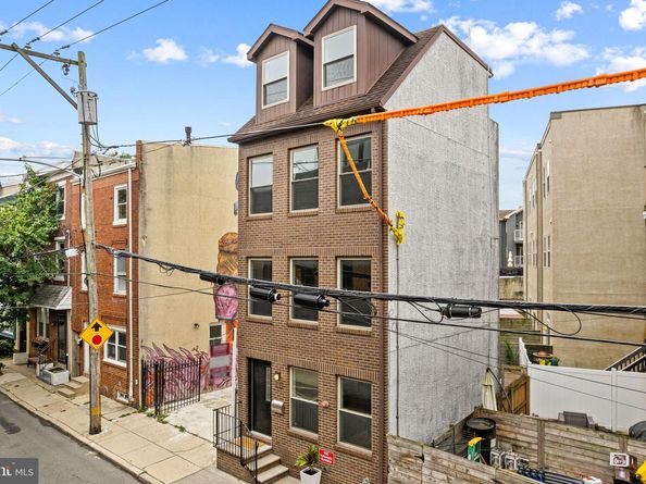 444 Poplar Street, Philadelphia PA 19123