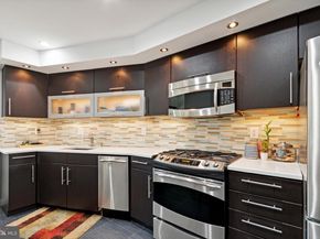 444 Poplar Street, Philadelphia PA 19123