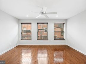 444 Poplar Street, Philadelphia PA 19123