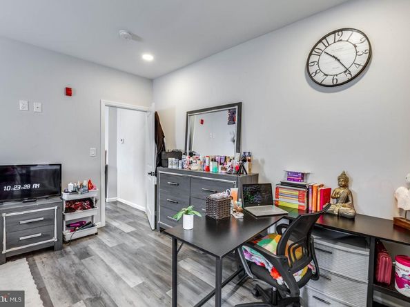 623 W Oxford Street, Philadelphia PA 19122