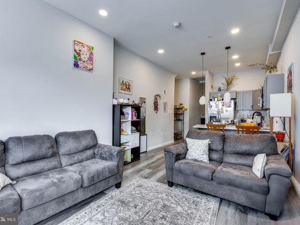 623 W Oxford Street, Philadelphia PA 19122