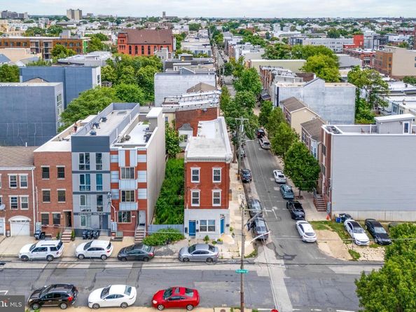 623 W Oxford Street, Philadelphia PA 19122