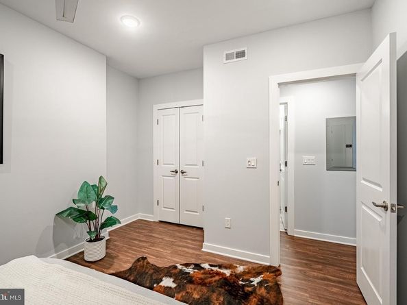 4217 Chestnut Street 502, Philadelphia PA 19104