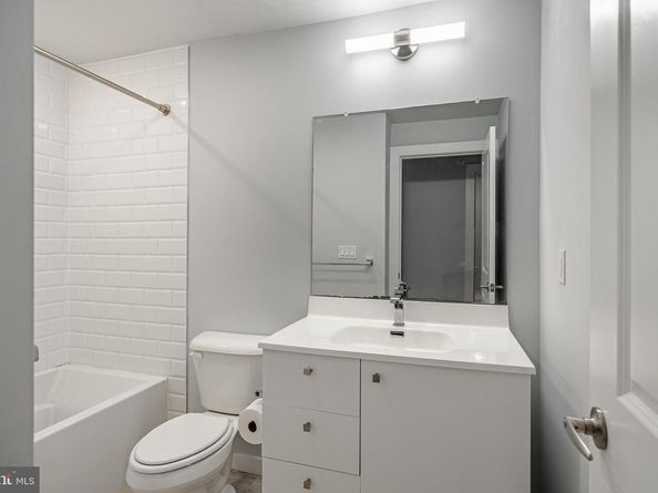 4217 Chestnut Street 502, Philadelphia PA 19104