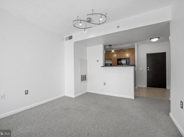 851 N Glebe Road 1608, Arlington VA 22203