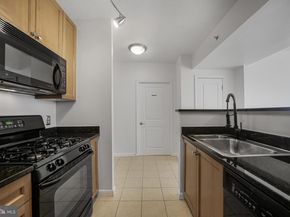851 N Glebe Road 1608, Arlington VA 22203