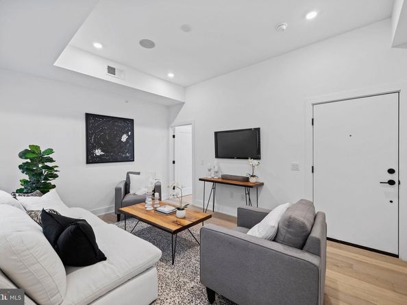 1513 Christian Street 4, Philadelphia PA 19146