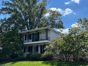 500 Crown View Drive