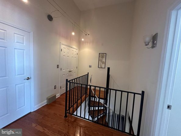 141 N 2nd Street 3C, Philadelphia PA 19106