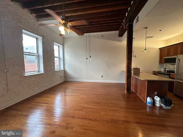 141 N 2nd Street 3C, Philadelphia PA 19106