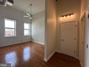 141 N 2nd Street 3C, Philadelphia PA 19106