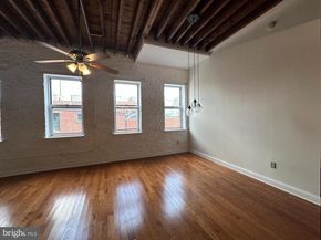 141 N 2nd Street 3C, Philadelphia PA 19106