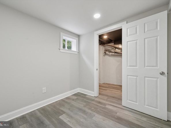 232 W Washington Avenue, Clifton Heights PA 19018