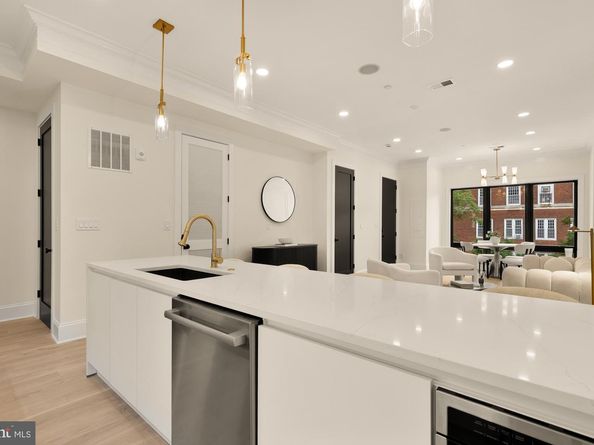 733 Euclid Street NW 201, Washington DC 20001