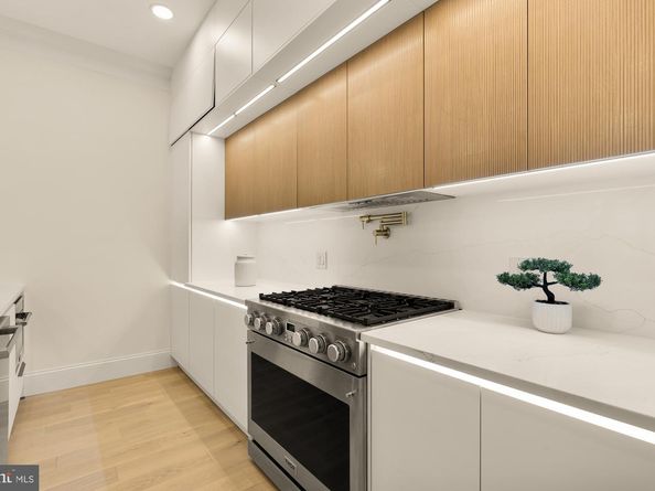 733 Euclid Street NW 201, Washington DC 20001