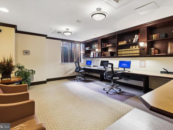2230 George C Marshall Drive 617, Falls Church VA 22043
