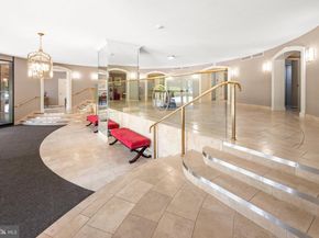 8340 Greensboro Drive 302, Mclean VA 22102