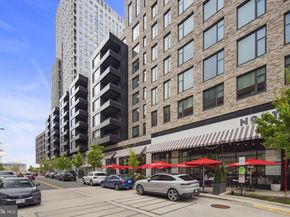 8340 Greensboro Drive 302, Mclean VA 22102