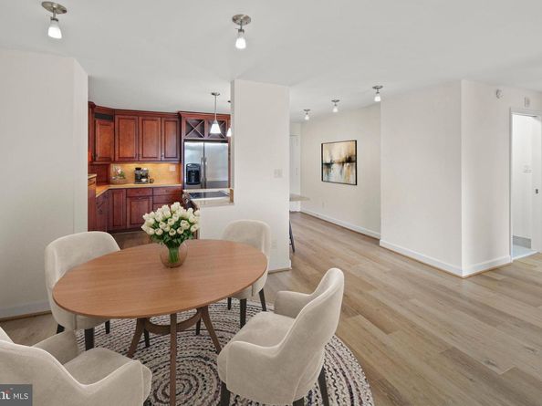 8340 Greensboro Drive 302, Mclean VA 22102