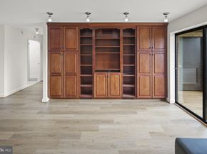 8340 Greensboro Drive 302, Mclean VA 22102