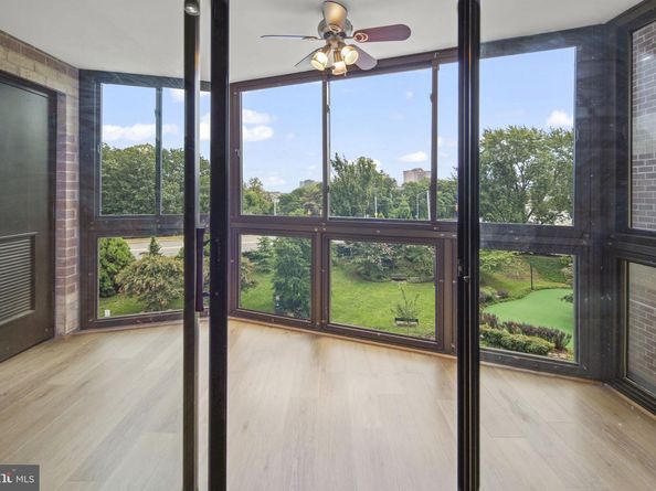 8340 Greensboro Drive 302, Mclean VA 22102