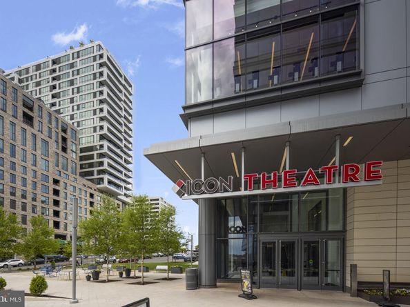 8340 Greensboro Drive 302, Mclean VA 22102