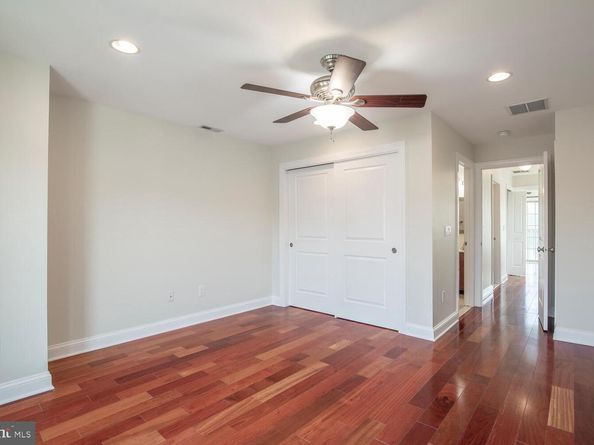 635 Dupont Street O, Philadelphia PA 19128