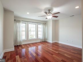 635 Dupont Street O, Philadelphia PA 19128