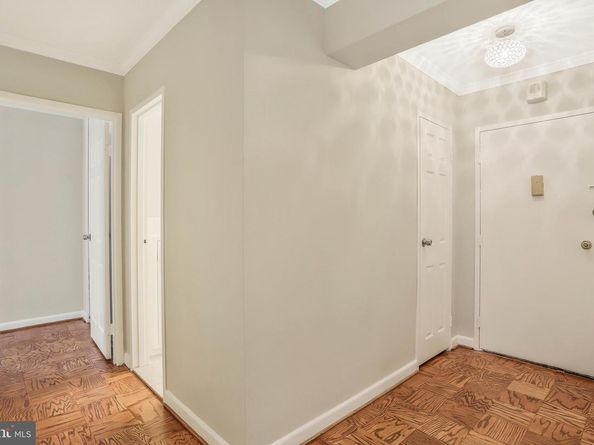 4201 Cathedral Avenue NW 404W, Washington DC 20016