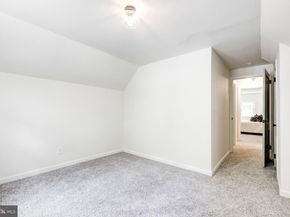 8407 Hull Drive, Glenside PA 19038