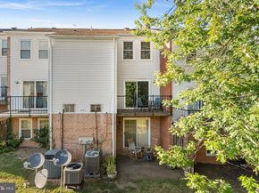 1049 Brixton Court B, Sterling VA 20164