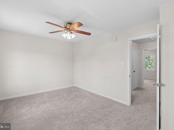 1049 Brixton Court B, Sterling VA 20164
