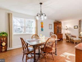 23 Wooden Bridge Court, Southampton PA 18966