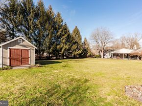 23 Wooden Bridge Court, Southampton PA 18966