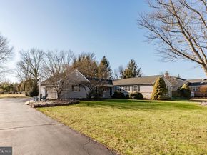 23 Wooden Bridge Court, Southampton PA 18966