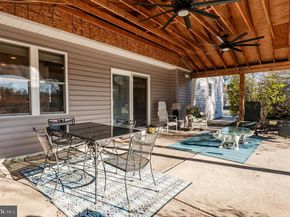 23 Wooden Bridge Court, Southampton PA 18966